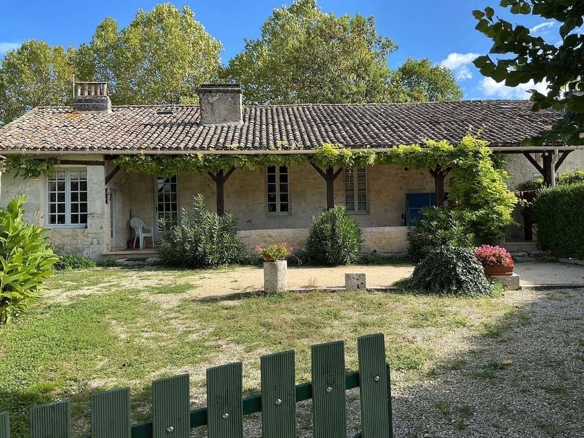 Four-Bedroom House in Boisse, Périgord Pourpre
