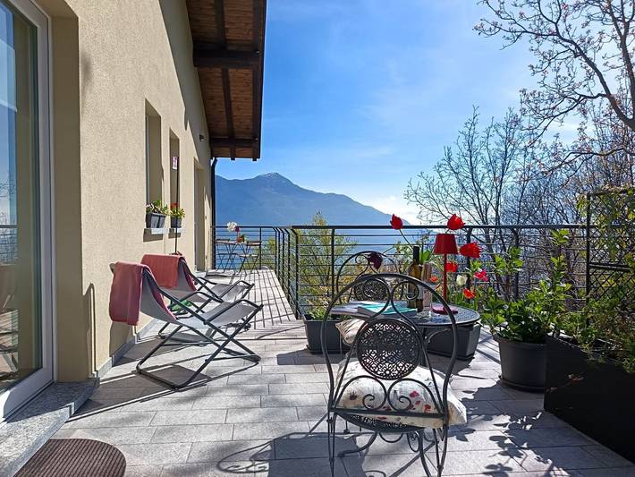 Ferienwohnung für 4 Personen, mit Garten und Seeblick sowie Ausblick, mit Haustier