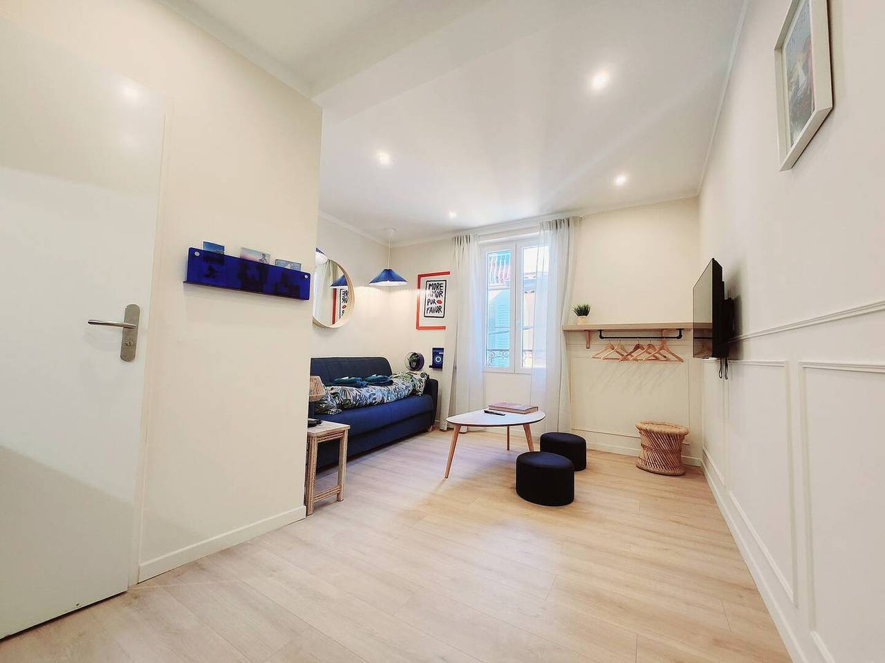 Appartement entier, L'Hacienda 2G - Studio dans Vieil Antibes in Antibes, Région de Cannes