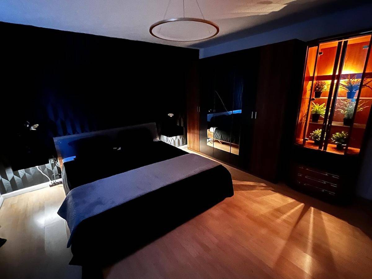 Ganze Ferienwohnung, Extra Room in Altenkirchen (Westerwald), Altenkirchen & Umgebung