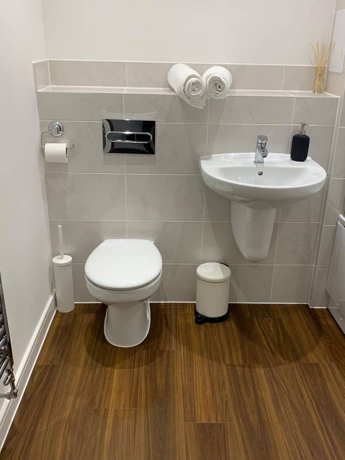 Apartamento vacacional entero, 2 Bed Flat- Direct Links to Central London in Thurrock