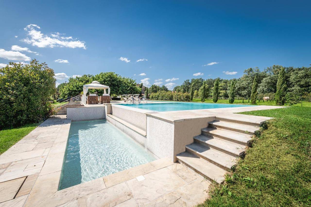 Casolare del Pin Bono in Altopascio, Provincia di Lucca