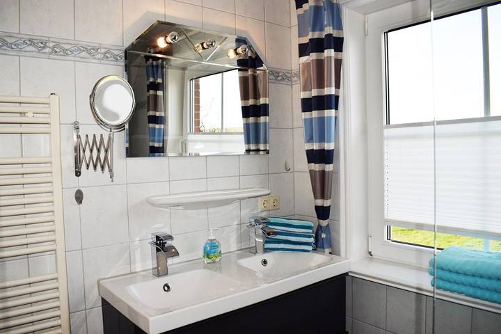 Ferienwohnung für 7 Personen, mit Garten in Dagebüll - 4