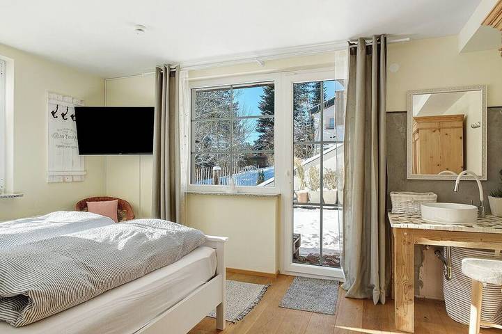 Ferienhaus für 8 Personen, mit Garten und Balkon sowie Sauna in Feldberg - 4