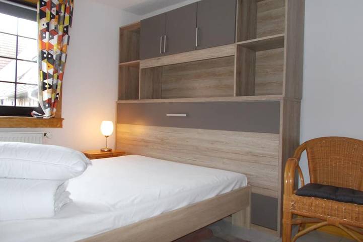Ganze Wohnung, Sonnige Fachwerkhaus-Ferienwohnung Nähe Frankfurt/Main in Jügesheim, Rodgau