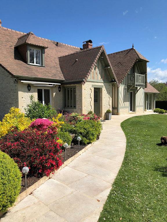 Chambre d’hôte pour 3 personnes, avec jardin et jacuzzi en Normandie