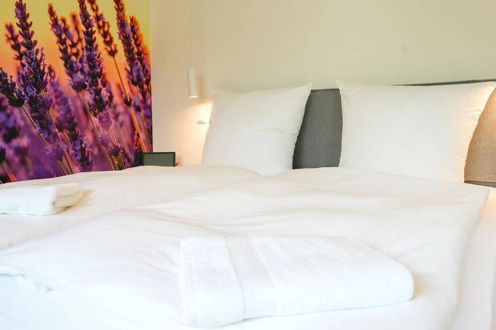 Suite with 2 bedrooms at ground level - Plein Hotel in Wintrich, Bernkastel-Kues