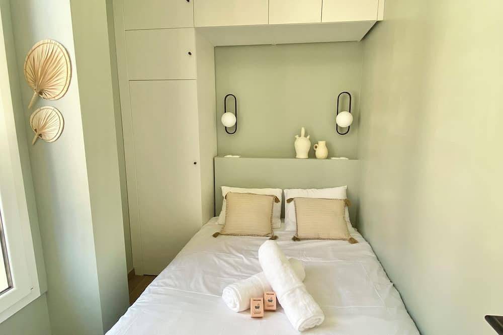 Entire apartment, 🏁 Modern Flat – A/C, High-Speed Wi-Fi – 15 min walk from Monaco Gp Circuit in Cap-d'Ail, Nice region