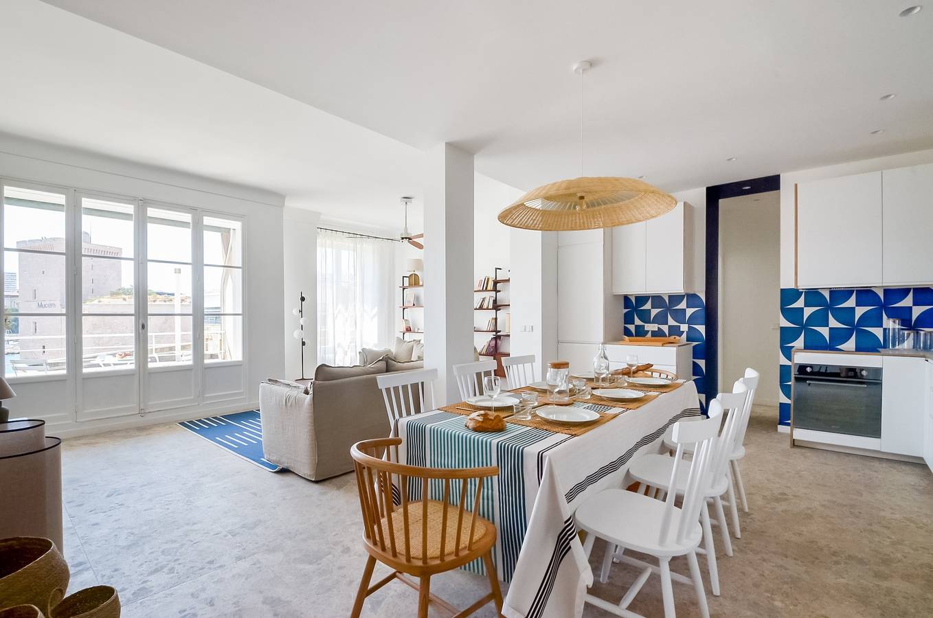 Vacation Rental for 8 Guests in Marseille, Marseille region
