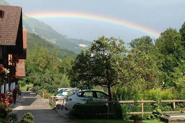 Gîte pour 2 personnes, avec jardin à Brienz - 2