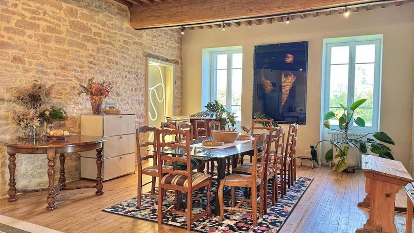 Location de vacances pour 12 personnes, avec vue et jardin à Cuisery - 4