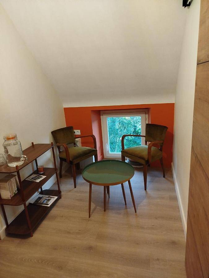 Gîte pour 2 personnes, avec terrasse et vue à Landévant - 3