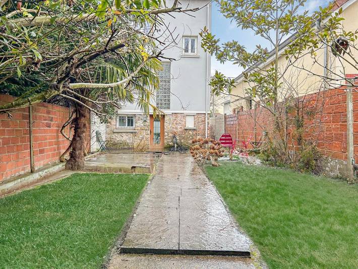 Gîte pour 2 personnes, avec terrasse, animaux acceptés à Versailles - 3