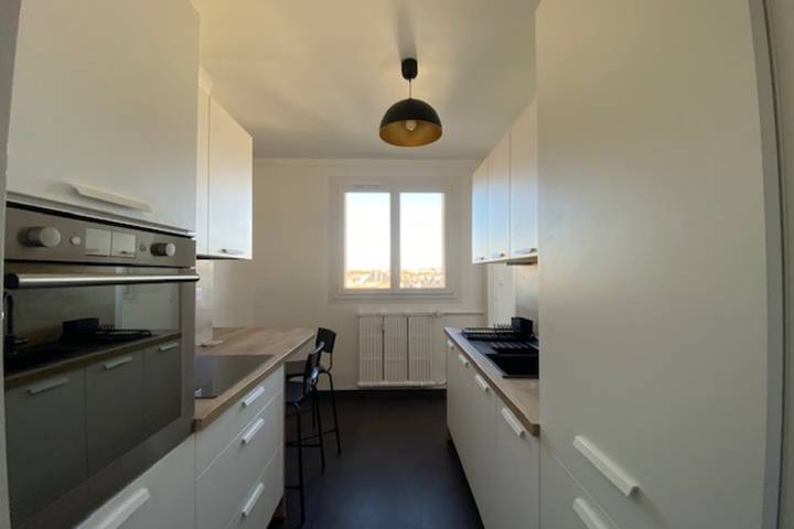 Gîte pour 5 personnes, avec balcon à Caen - 4