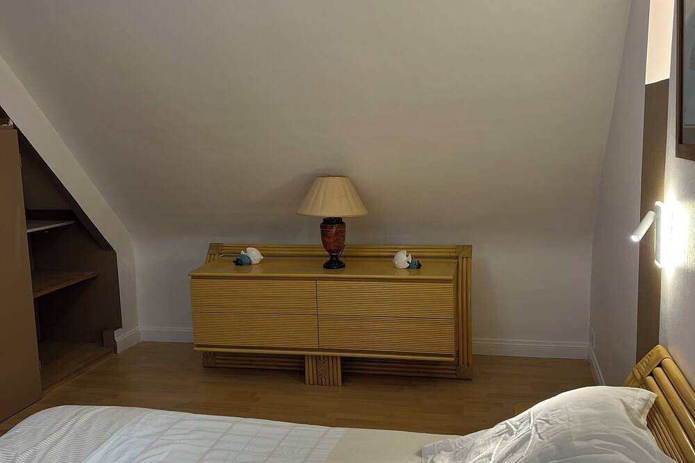 House, near walled town, port and beaches, wifi in Concarneau, Quimper region