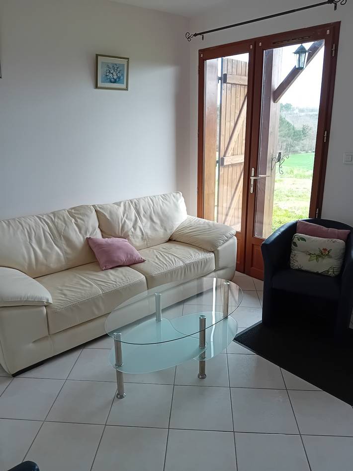 Casa de Vacaciones 'Le Chalet' con Jardín Privado y Wi-Fi in Saint-Front-d'Alemps, Périgord Vert