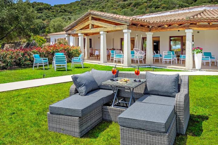 Hôtel pour 4 personnes, avec jardin et jacuzzi