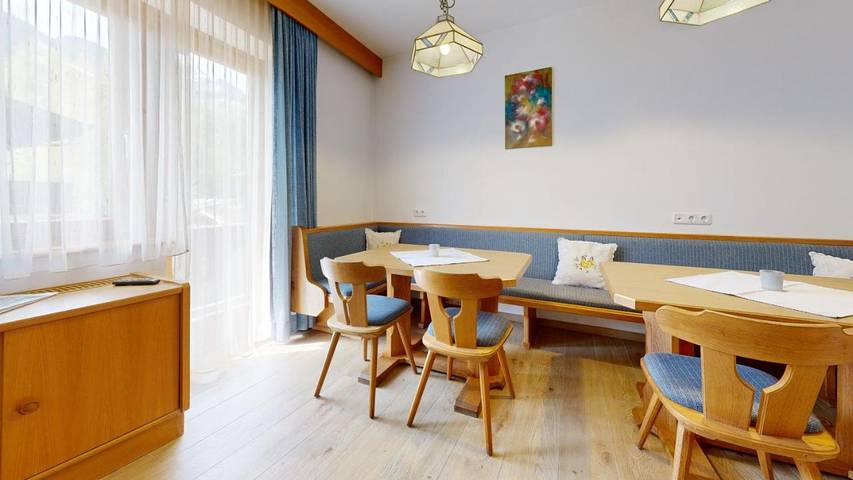 BnB für 9 Personen, mit Garten und Ausblick sowie Sauna, mit Haustier im Brixental - 2