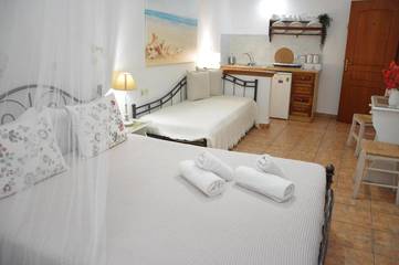 Gîte pour 2 personnes, avec jardin dans Patmos