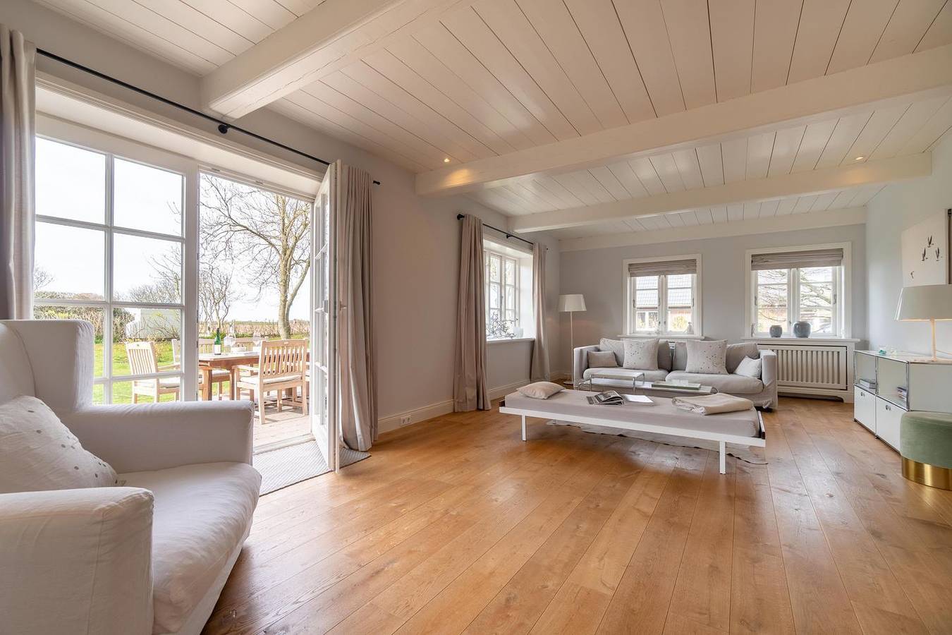 "Erlebe unvergessliche Urlaubstage im Kapitänshaus West!" in Oldsum, Föhr