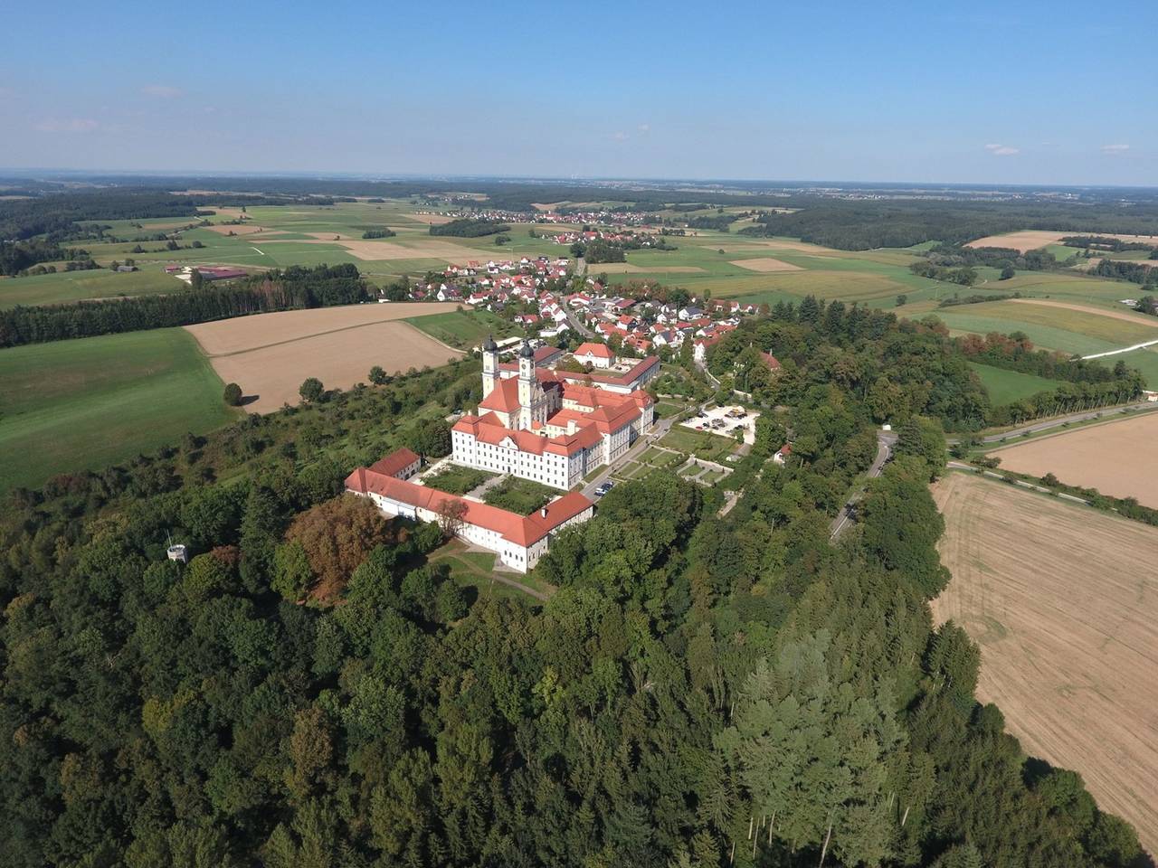 Klostergasthof Roggenburg - Doppelzimmer mit Dusche und Wc in Roggenburg, Bayerisch Schwaben