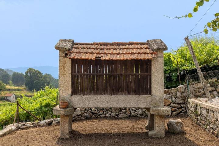 Hôtel pour 3 personnes, avec piscine ainsi que jardin et vue dans Riba de Mouro - 4