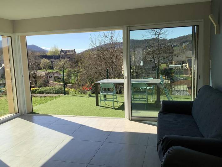 Location de vacances pour 12 personnes, avec terrasse ainsi que vue et jardin, animaux acceptés à Banassac - 4