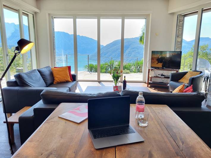 Ferienhaus für 8 Personen, mit Seeblick und Ausblick sowie Garten und Terrasse im Ticino - 3