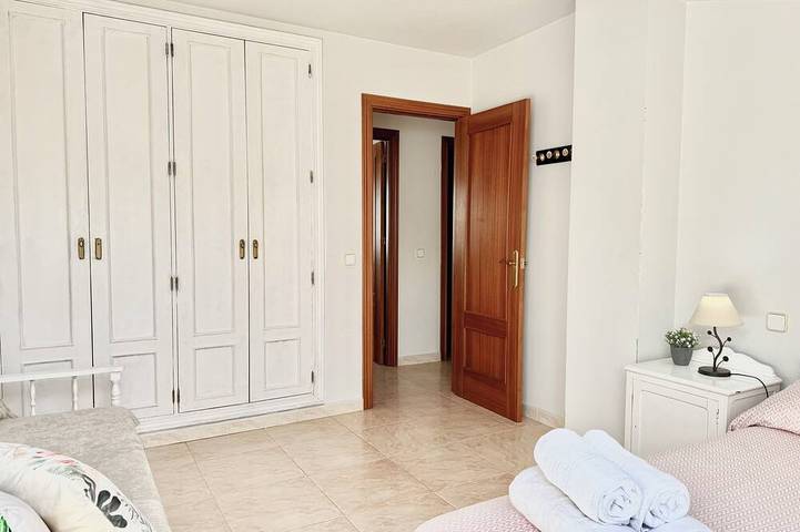 Ganze Wohnung, Penthouse Sierra and River with Ac & Wi-Fi in Candeleda, Valle del Tiétar