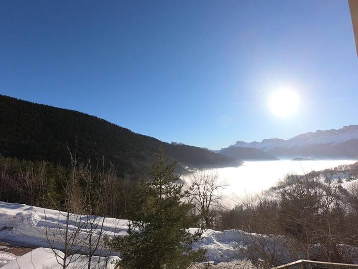 Gîte pour 4 personnes, avec vue et terrasse, animaux acceptés à Château-Bernard - 4