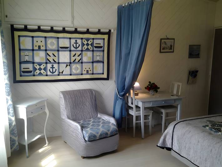 Location de vacances pour 3 personnes, avec jardin à Thairé - 4