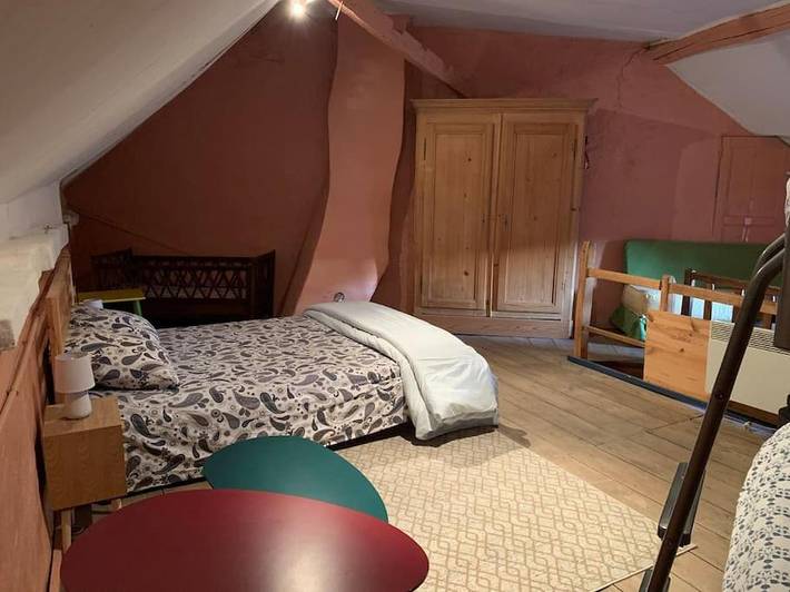 Location de vacances pour 8 personnes, avec balcon à Vermenton - 3