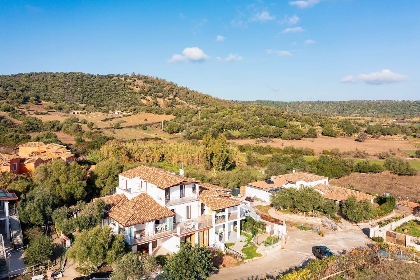 Maison de vacances "Giorgio Holiday" avec vue sur la mer, 2 terrasses privées & Wi-Fi in Torre di Bari, Province de Ogliastra