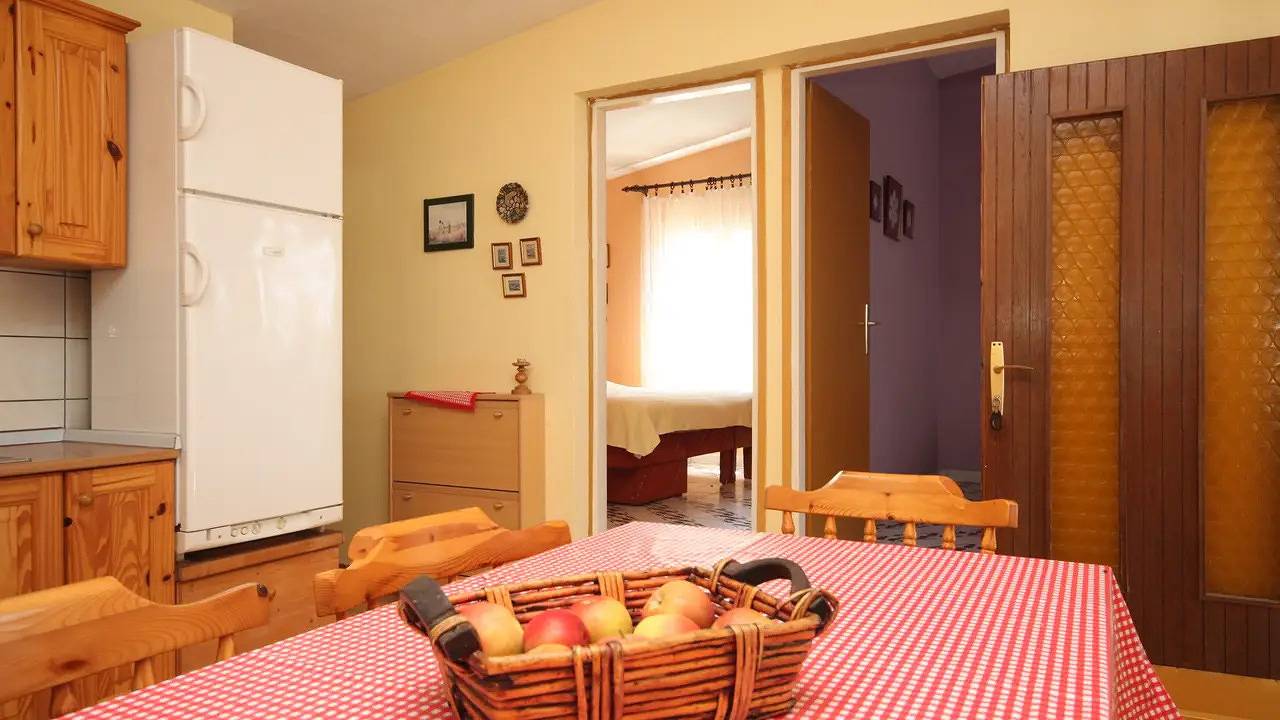Cijeli apartman za odmor, Ferienwohnung für 4 Personen (36 m²) in Lavdara in Lavdara (Zadar), Sali
