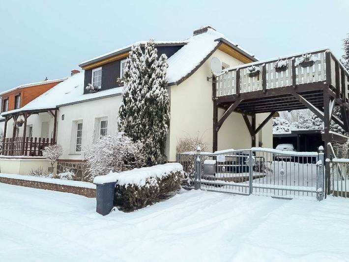 Ferienwohnung für 5 Personen, mit Balkon und Ausblick in Rubkow
