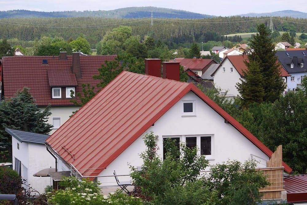 Ganze Wohnung, Dachgiebeloase - Appartement/Fewo, Dusche, Wc, 1 Schlafraum in Mehlmeisel, Landkreis Bayreuth