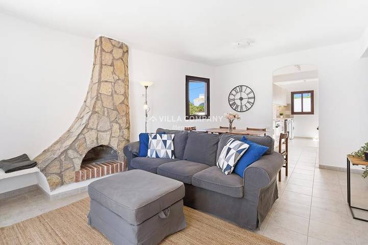 Traditional Spanish Villa with Private Pool, Air-con,and Wifi in Cala en Porter, Alaior Gemeinde