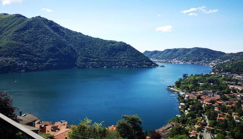 Ferienwohnung für 4 Personen, mit Seeblick und Balkon sowie Ausblick