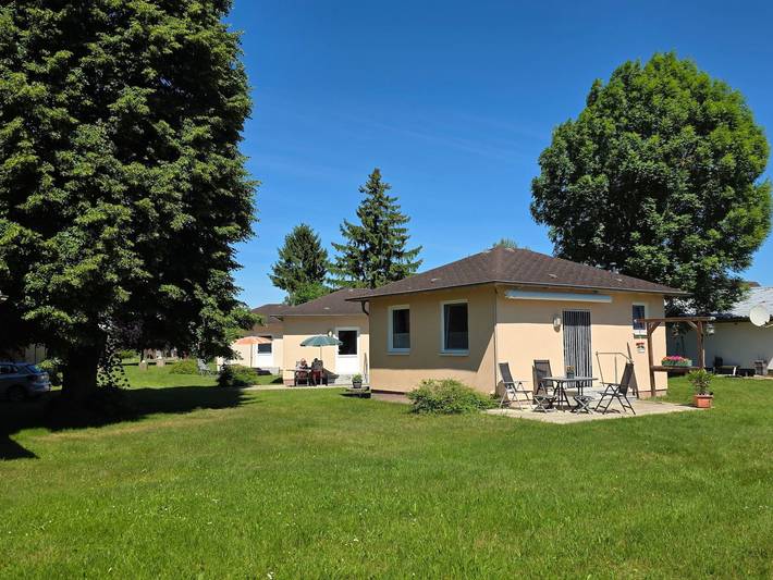 Ferienwohnung für 2 Personen, mit Terrasse und Garten in Karlshagen - 3