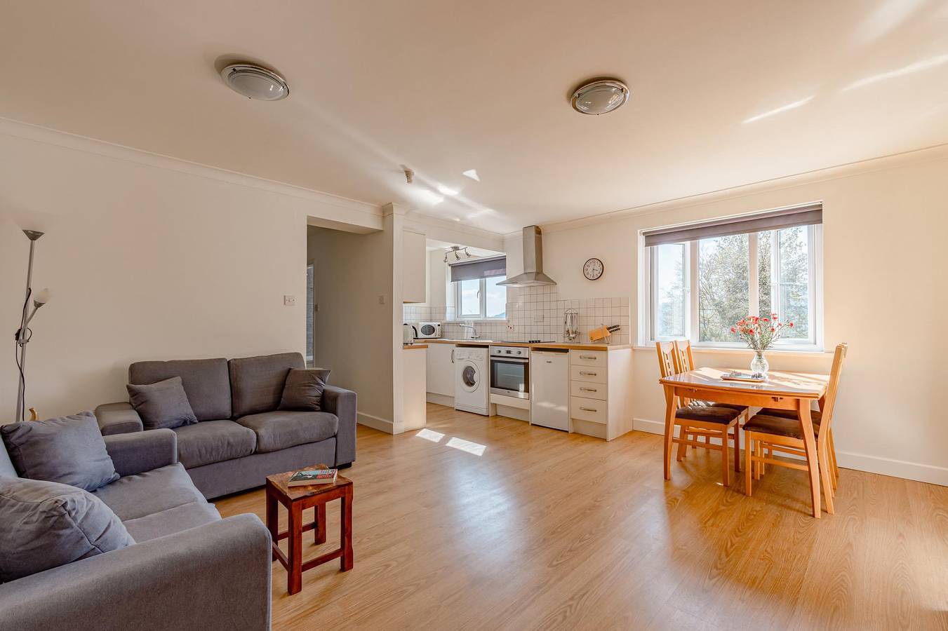 Entire holiday apartment, Luxury 2 Bed Room Lake View Apt Bowness Parking in Bowness-on-Windermere, Lake District