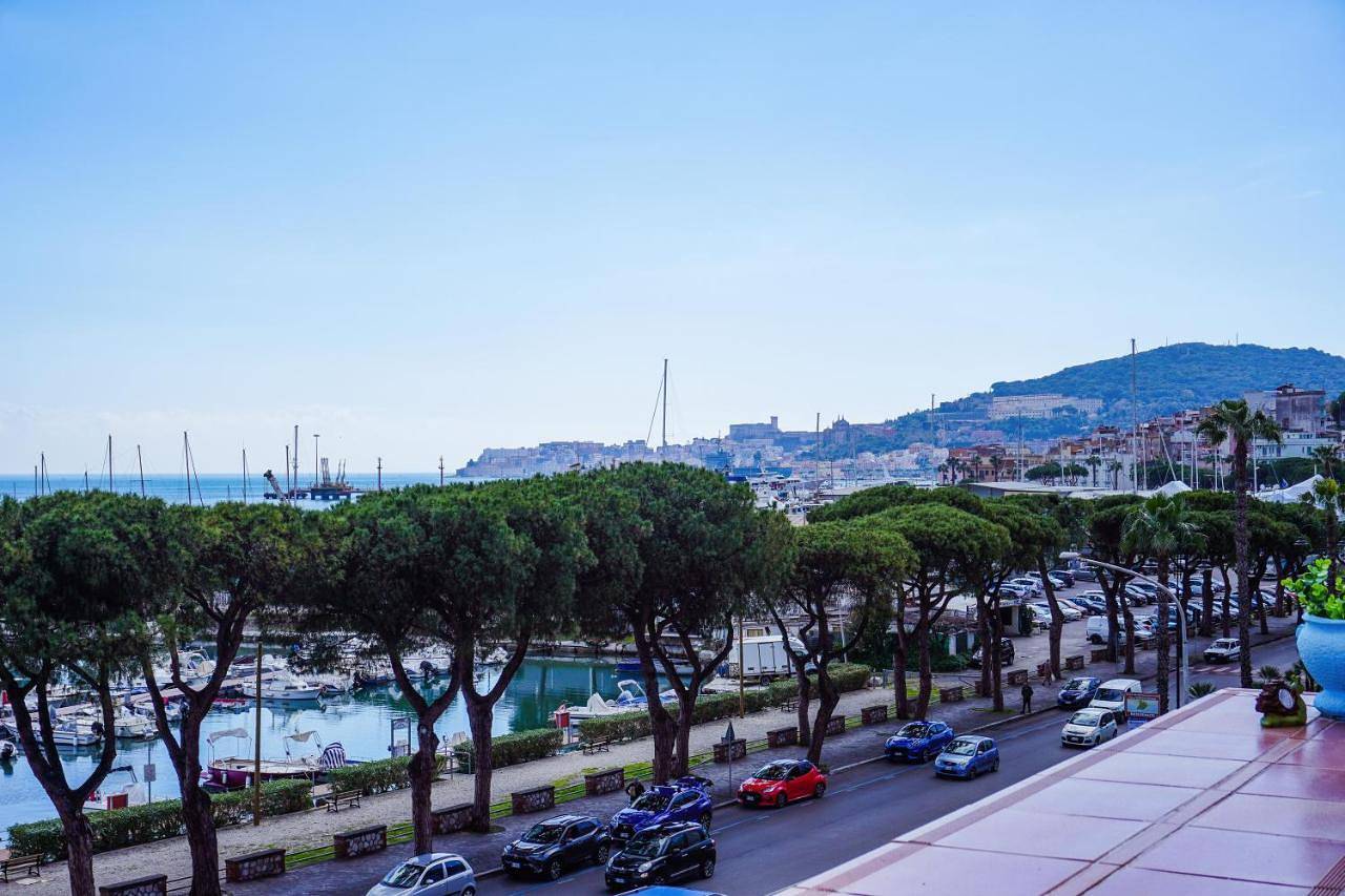 8 posti letto con parcheggio - La Flacca in Porto Salvo (Latina), Gaeta