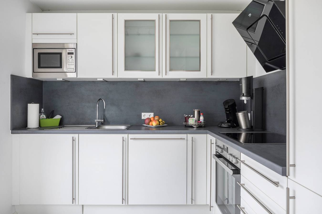 Ganze Wohnung, Haustierfreundliche Ferienwohnung Holly mit Wlan und Terrasse in Ebringen, Südschwarzwald