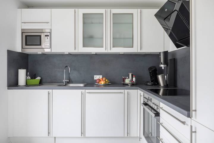 Ganze Wohnung, Haustierfreundliche Ferienwohnung Holly mit Wlan und Terrasse in Ebringen, Südschwarzwald