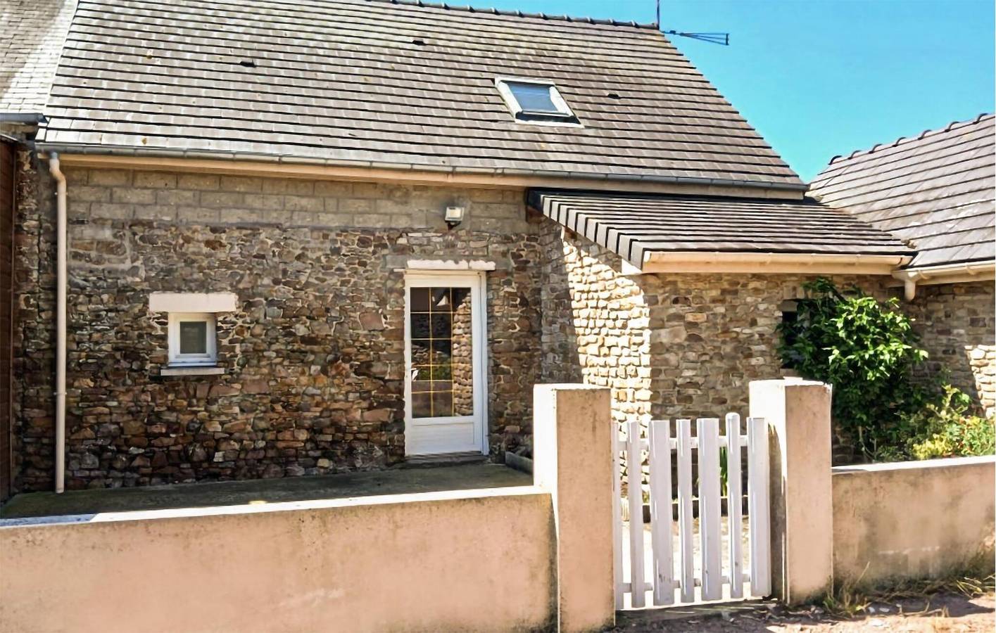 Holiday home for 6 people with garden in Pirou, Coutances