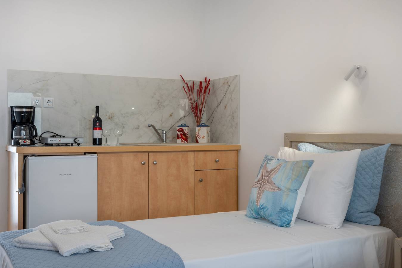 Ganze Wohnung, Apartment 'Double Studio No 7' mit Balkon und Wlan in Panormos, Kalymnos