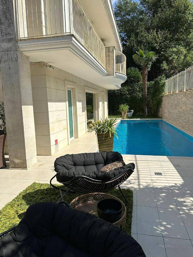 Casa vacanza per 6 persone, con Balcone e Idromassaggio nonché Terrazza e Giardino ad Avellino