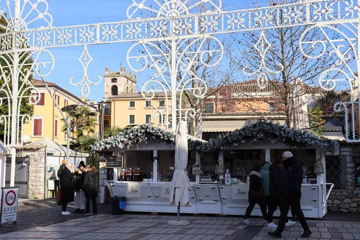 Appartamento vacanze per 3 persone, con piscina e balcone nonché panorama - 1