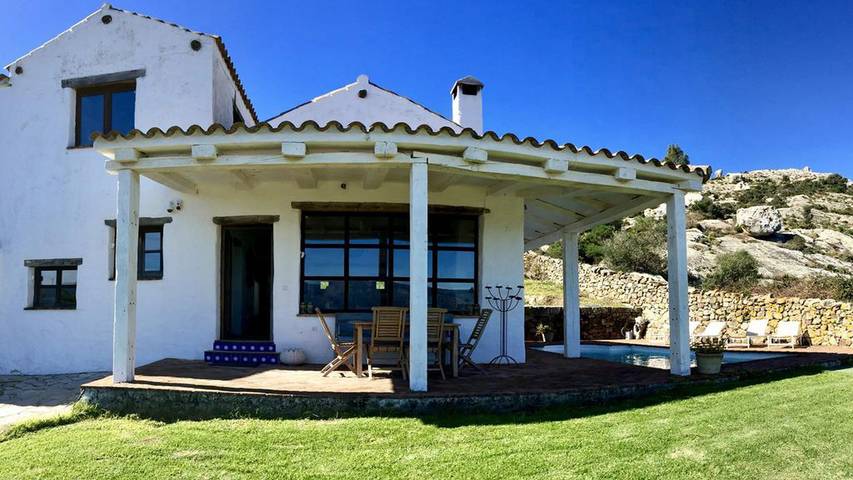 Chalet para 6 personas, con terraza y jardín en Campo de Gibraltar - 2