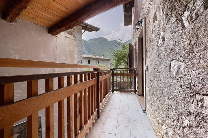 Gîte pour 5 personnes, avec jardin et balcon à Tenno - 2