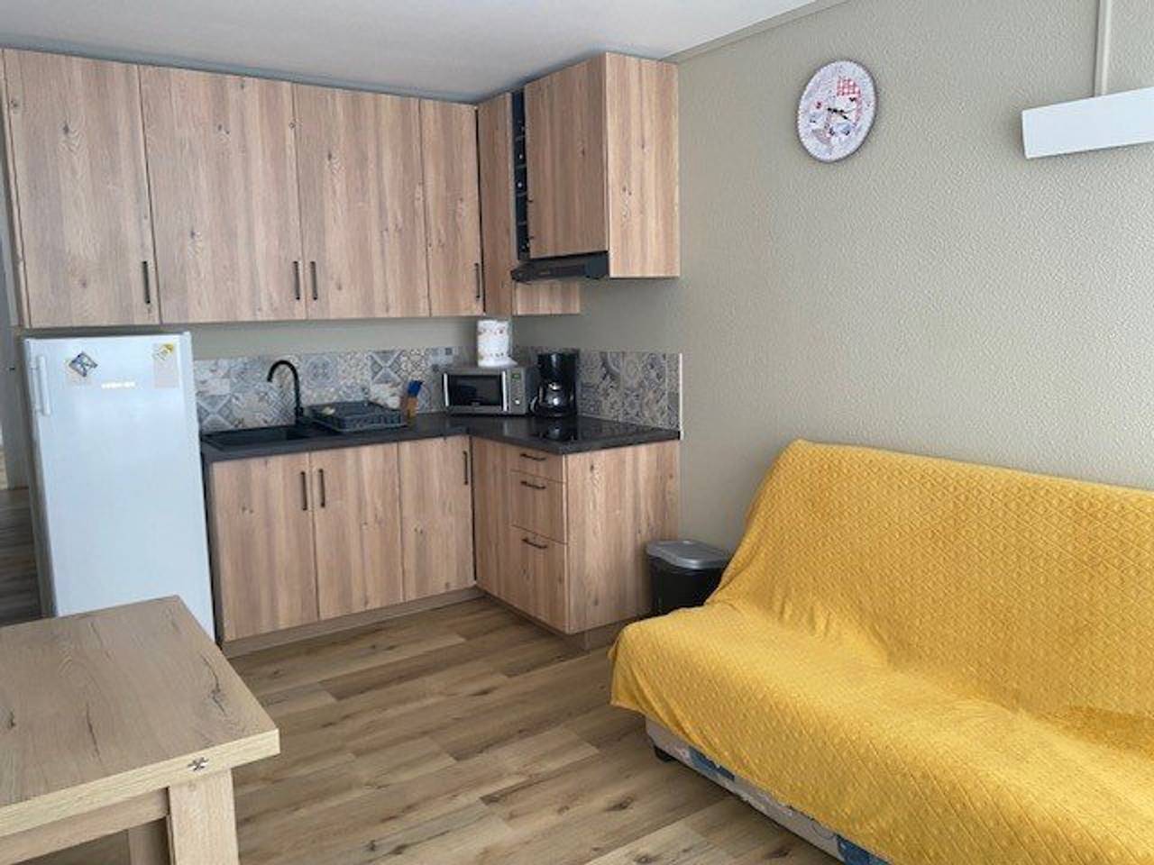 Apartamento entero, Apartamento 7 pers., Pistas y Tiendas, Balcón, Taquilla de Esquí, Parking Gratis in La Pierre Saint-Martin, Arette